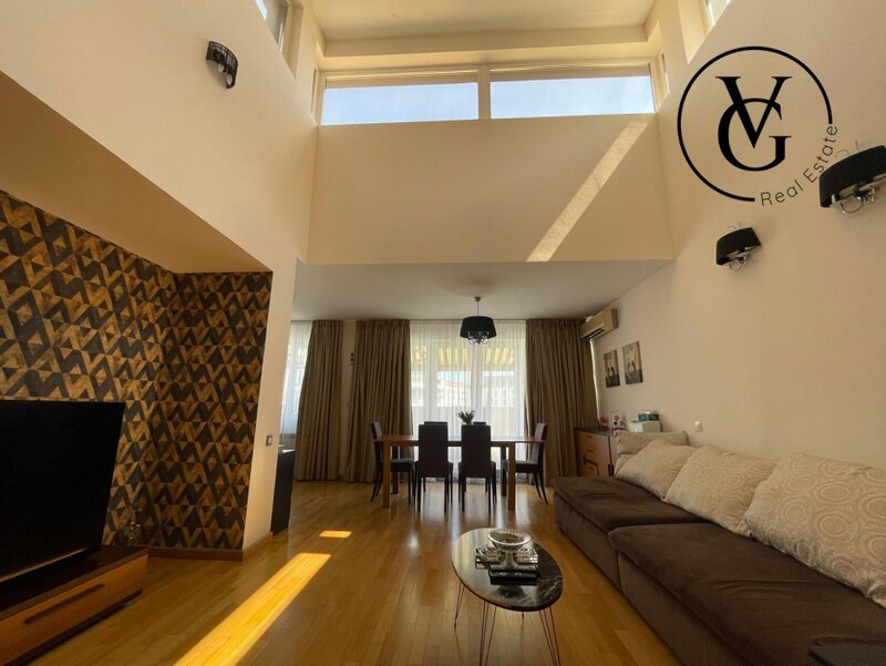 Nordului Apartament cu 5 camere si terasa spatioasa + 2 locuri de parcare