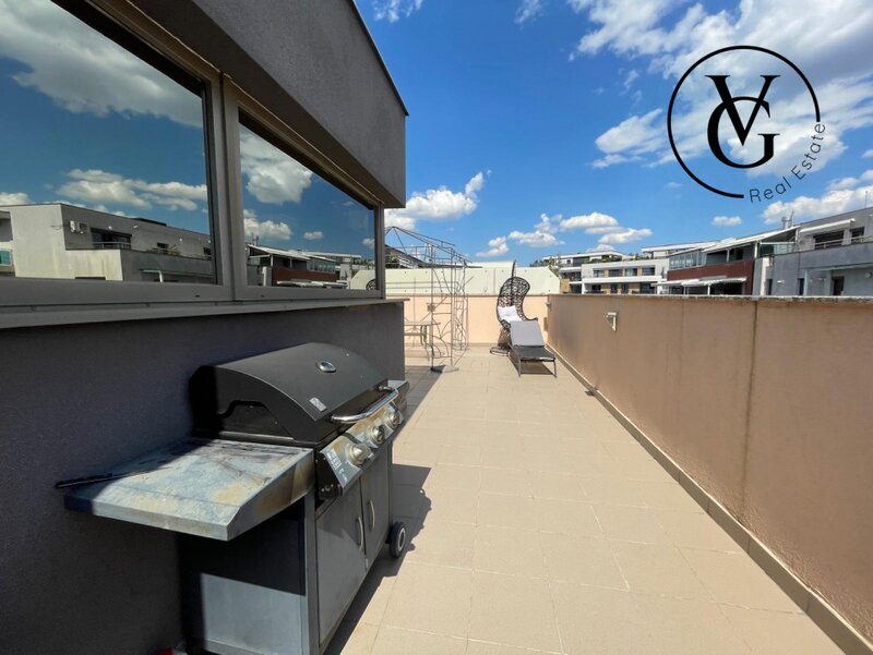 Nordului Apartament cu 5 camere si terasa spatioasa + 2 locuri de parcare